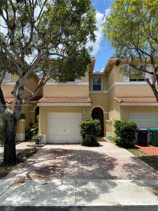 11053 NW 43rd Ln, Doral, FL 33178 - photo 7