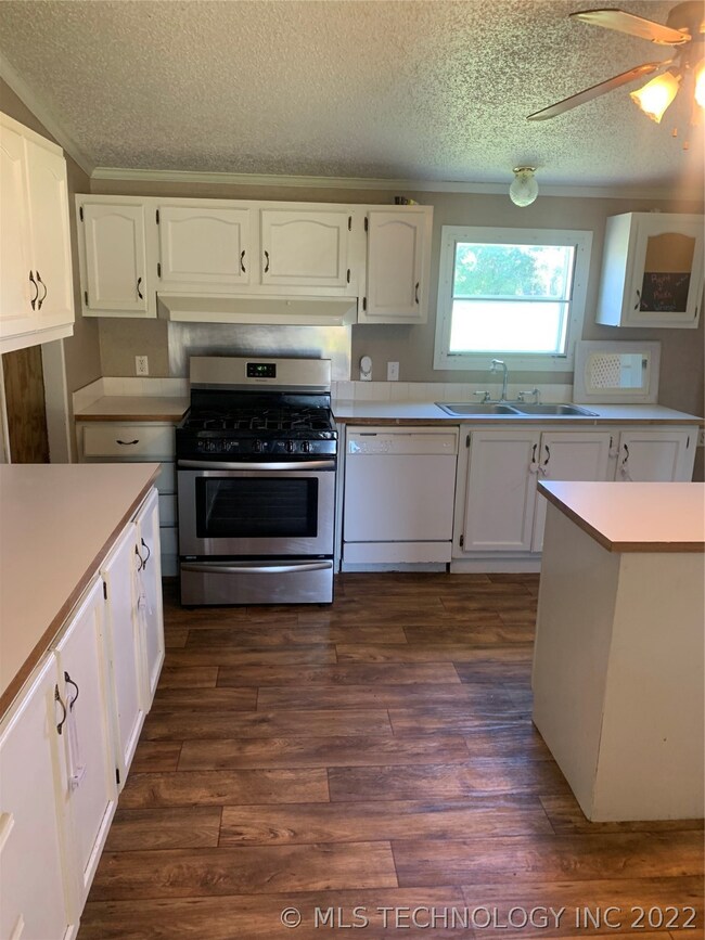 3290 Alt 75, Mounds, OK 74047 - photo 5