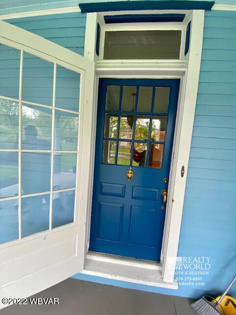 213 W Penn St, Muncy, PA 17756 - photo 6