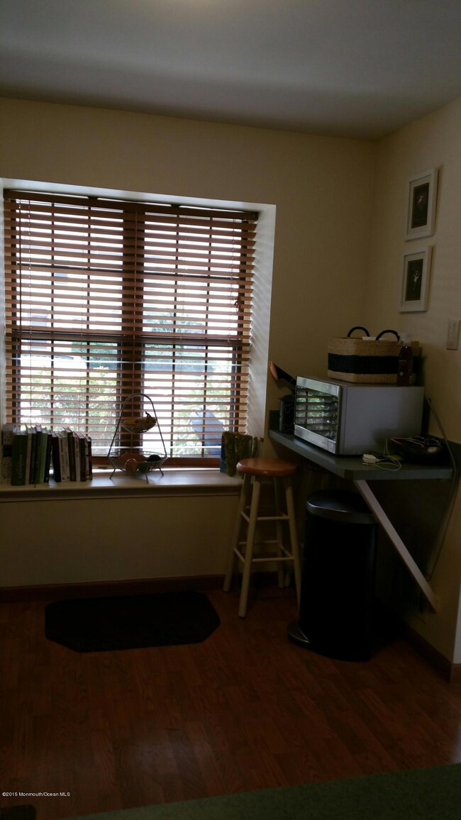 117 Dundee Ct, Matawan, NJ 07747 - photo 4