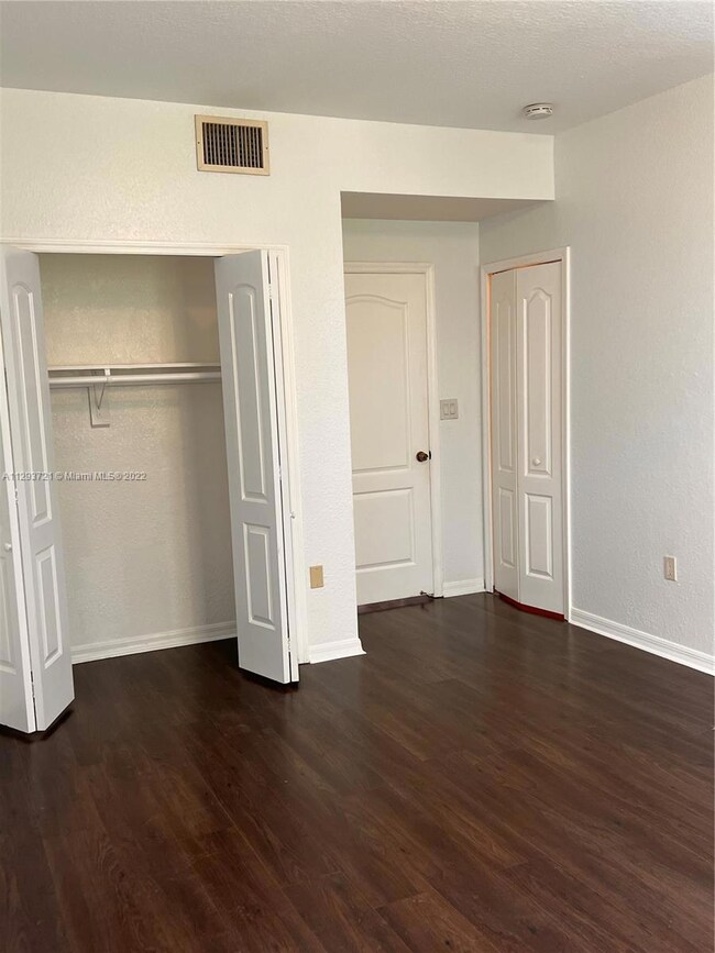 11029 NW 43rd Ln unit 29, Doral, FL 33178 - photo 6