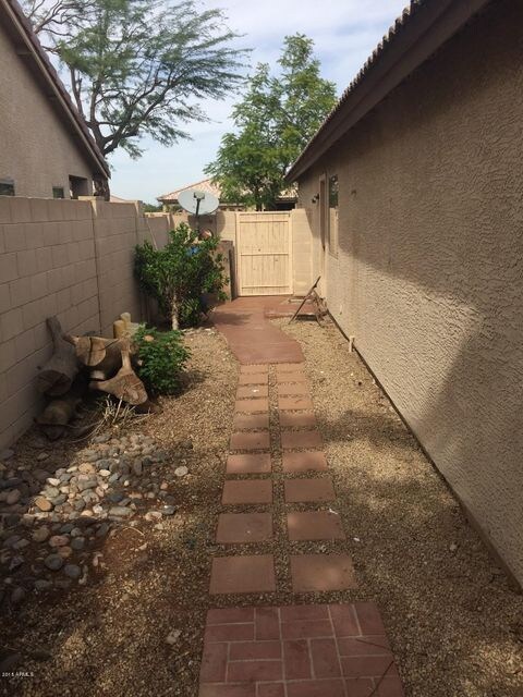 Side yard