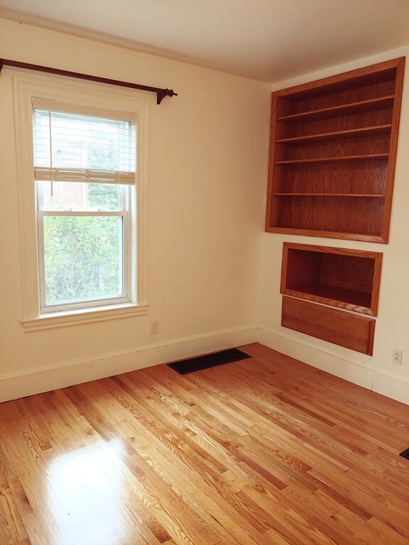 126 Carlisle St unit 1, Newton, MA 02459 - photo 7