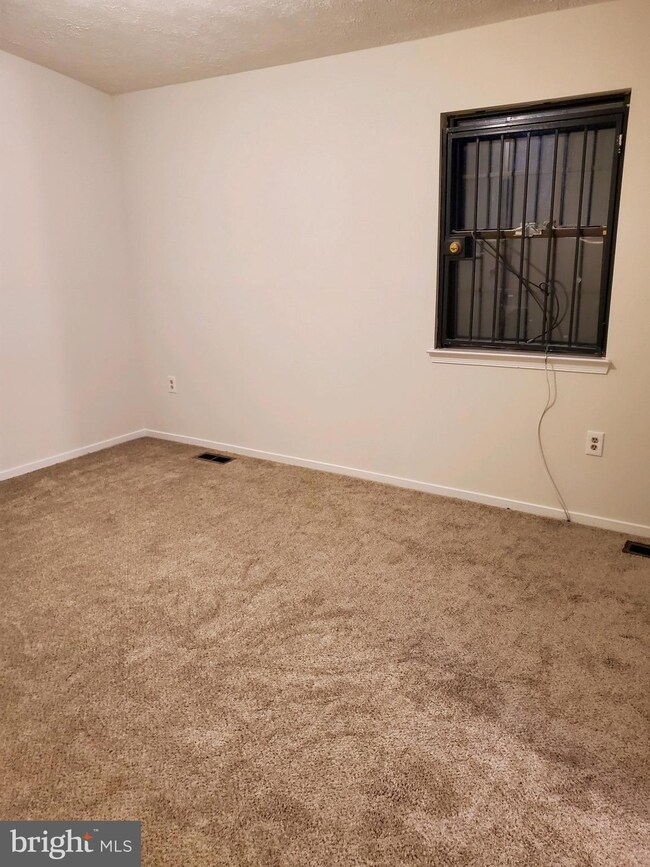 297 Quarry Ave, Capitol Heights, MD 20743 - photo 5