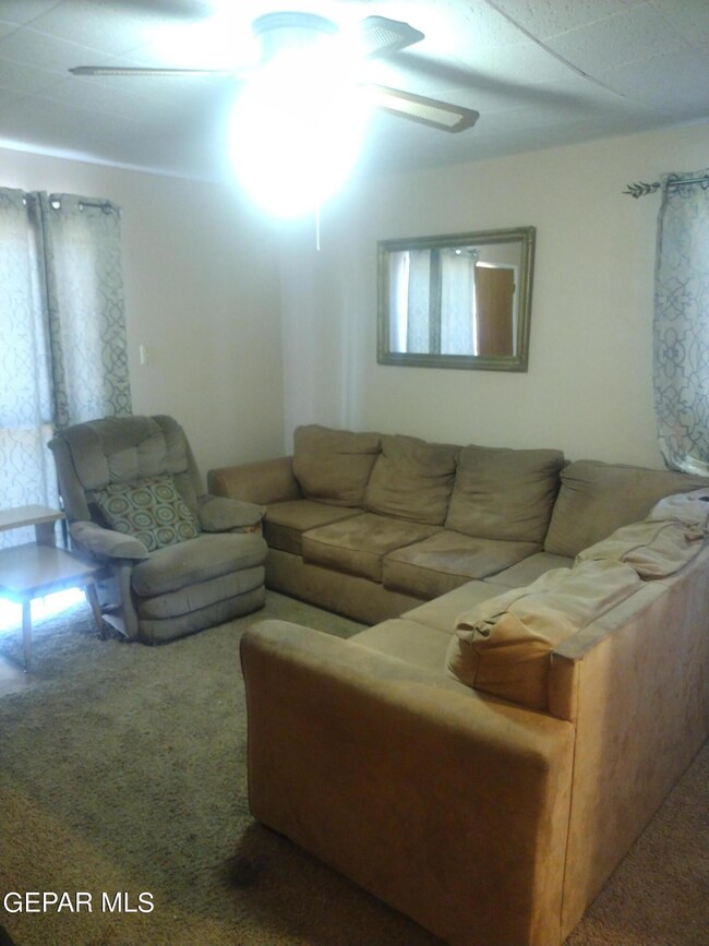 7816 La Grange Ct, El Paso, TX 79915 - photo 2