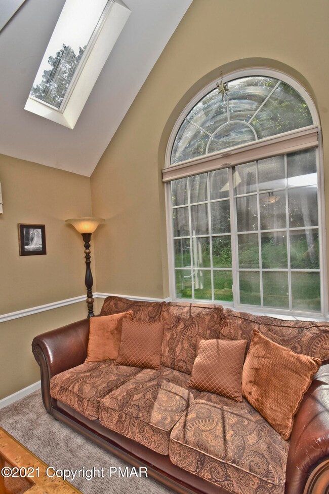 2188 Hill Rd, Effort, PA 18330 - photo 4