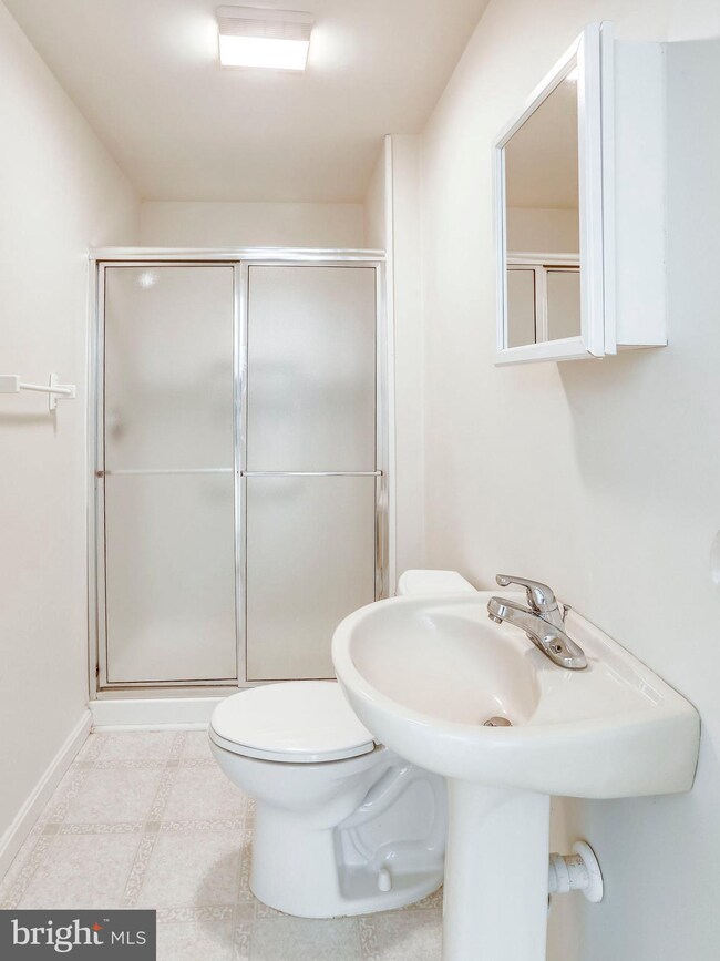 7707 Stratfield Ln, Laurel, MD 20707 - photo 5