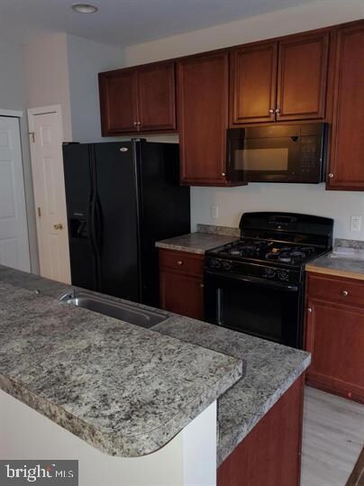 33 Brewerytown Ct unit 137, Philadelphia, PA 19121 - photo 6