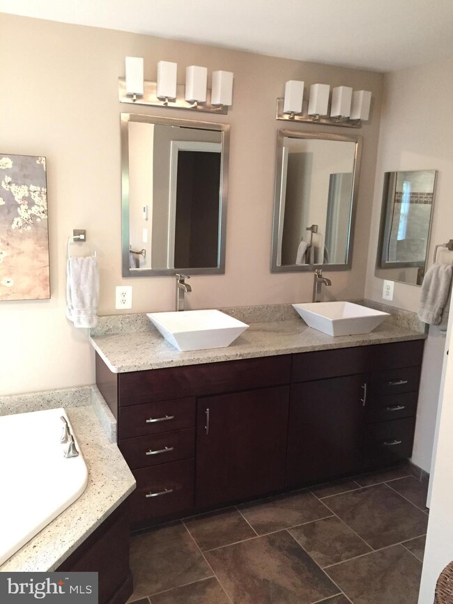 9001 Copperleaf Ln, Fairfax Station, VA 22039 - photo 6