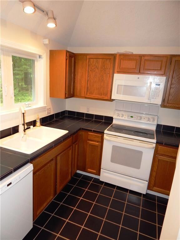 135 Portland Ave unit 901, Old Orchard Beach, ME 04064 - photo 3