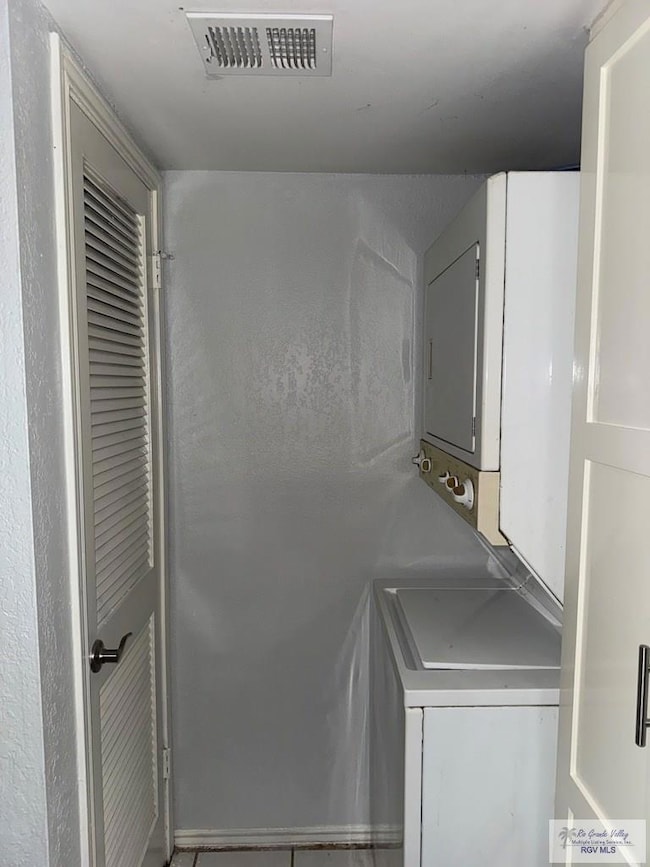 806 Continental Dr unit 5, Brownsville, TX 78520 - photo 7