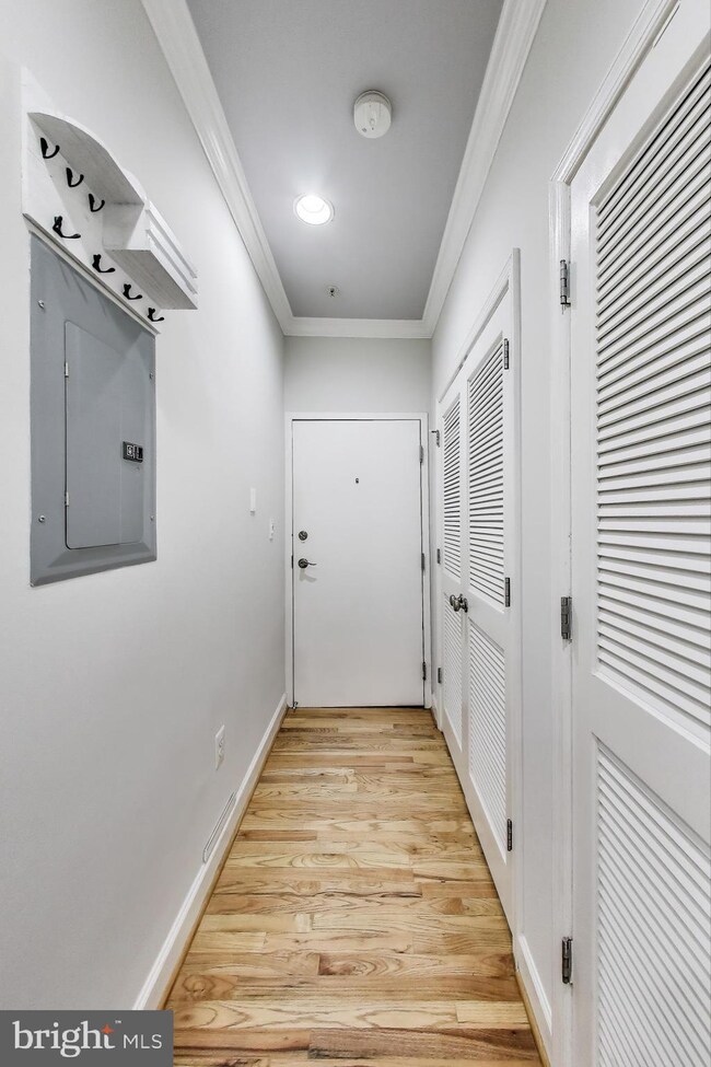 430 Irving St NW unit 202, Washington, DC 20010 - photo 3