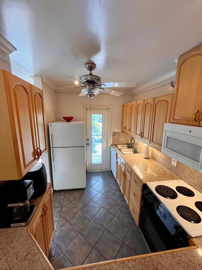 1951 NE 39th St unit 361, Lighthouse Point, FL 33064 - photo 2