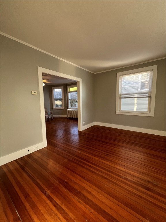 24 Carroll Ave, Newport, RI 02840 - photo 4