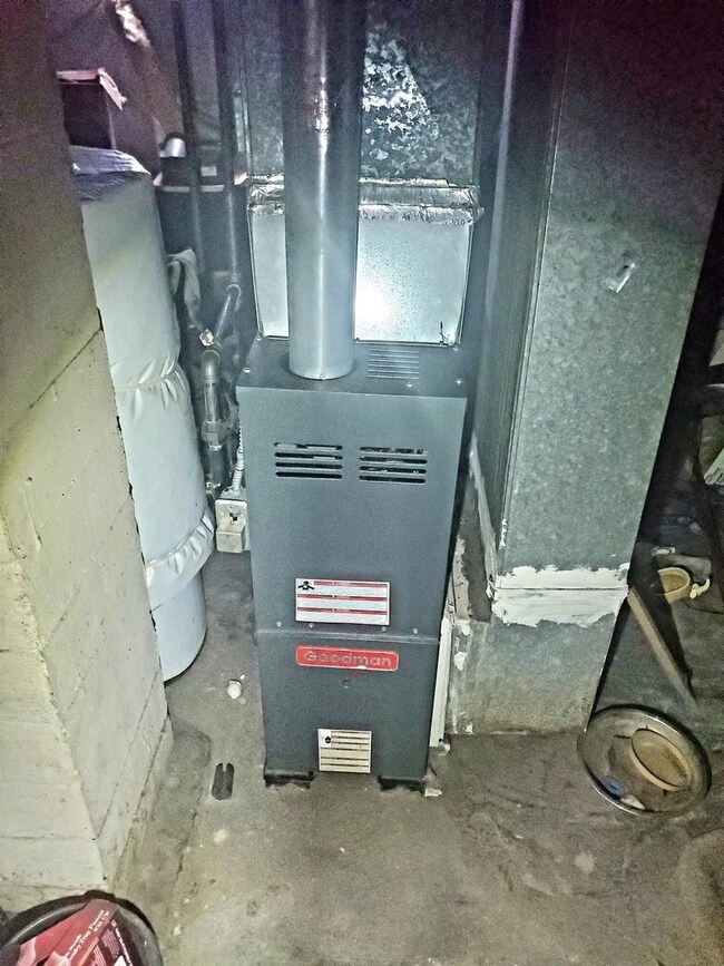 3965 Delaware St, Gary, IN 46409 - photo 6