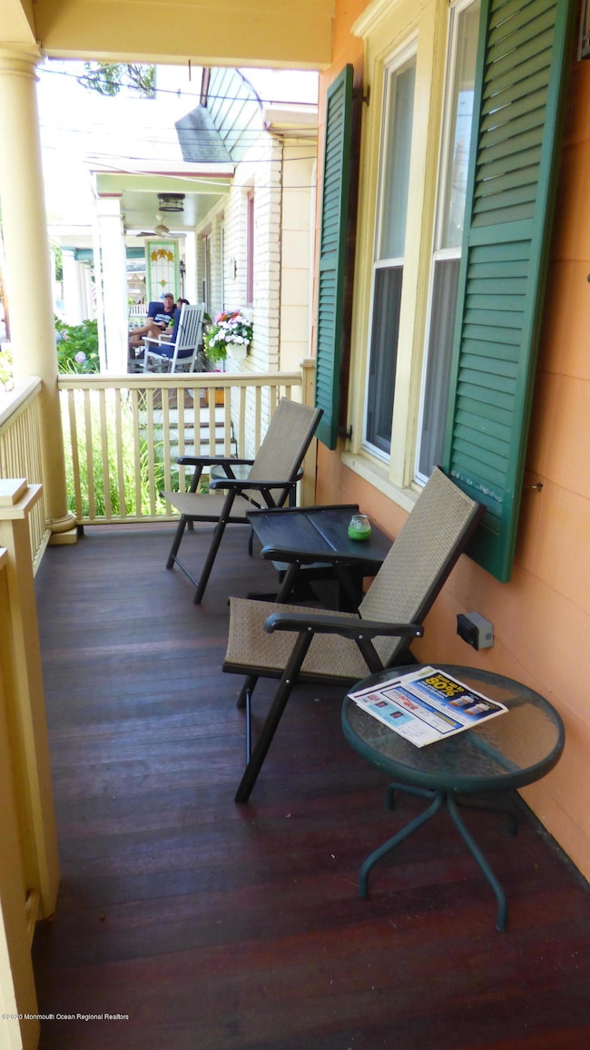 120 Mt Tabor Porch