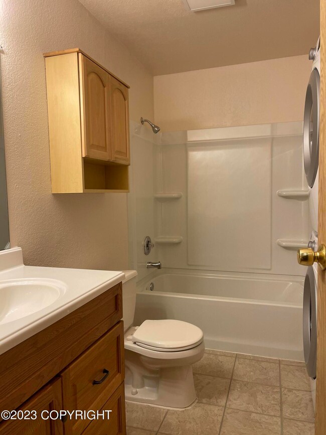 3560 W Dimond Blvd unit A1, Anchorage, AK 99502 - photo 7