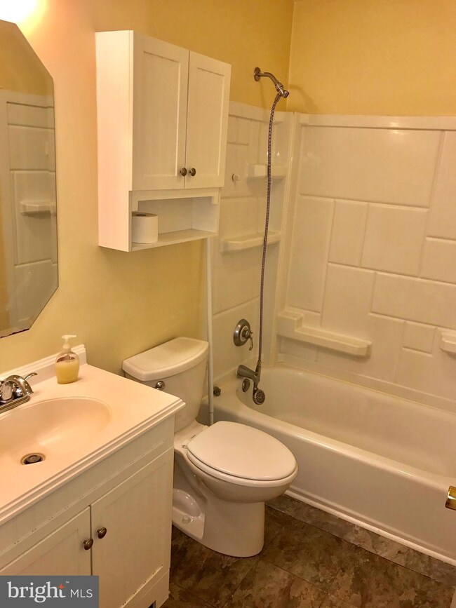 12420 Channelview Dr, Newburg, MD 20664 - photo 6