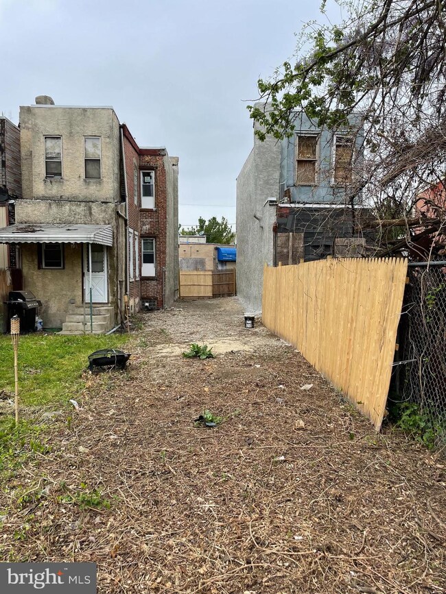 1304 Mechanic St, Camden, NJ 08104 - photo 2