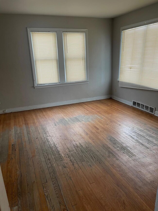 2208 Taney Place, Gary, IN 46404 - photo 4