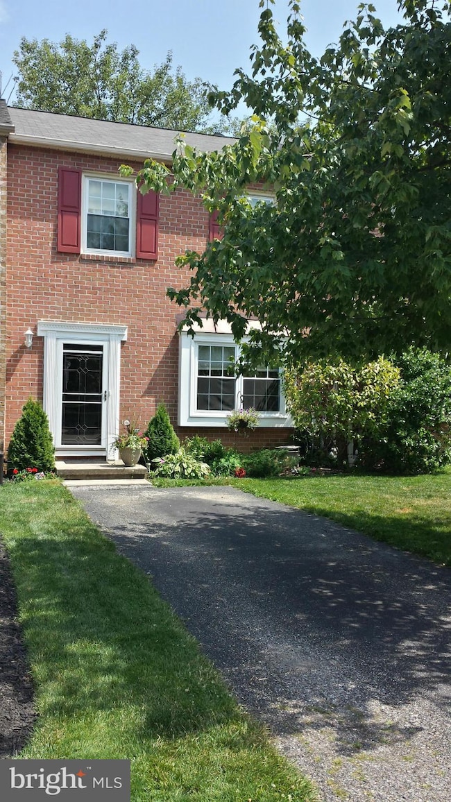 25 Carriage Walk Ct, Parkville, MD 21234 - photo 2