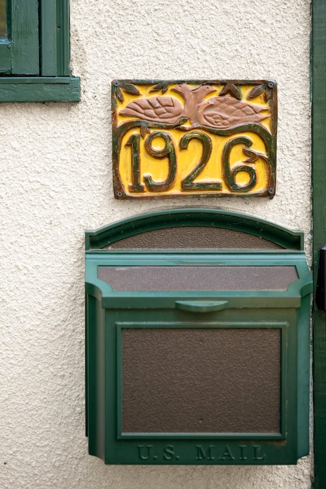 1926 Lincoln Ave, Saint Paul, MN 55105 - photo 3