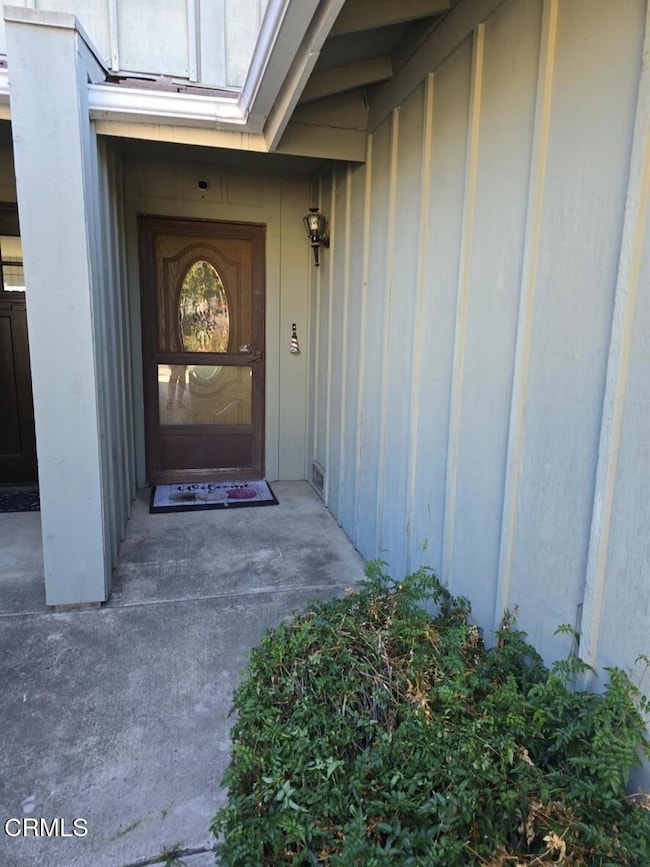 327 Wynn Ct, Thousand Oaks, CA 91362 - photo 3