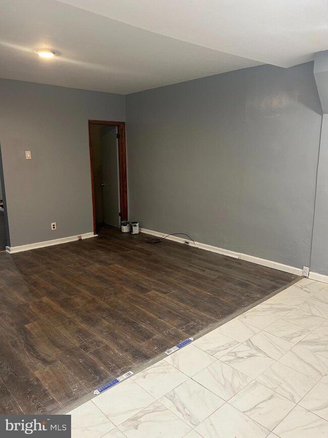 1185 Whitman Ave, Camden, NJ 08104 - photo 5