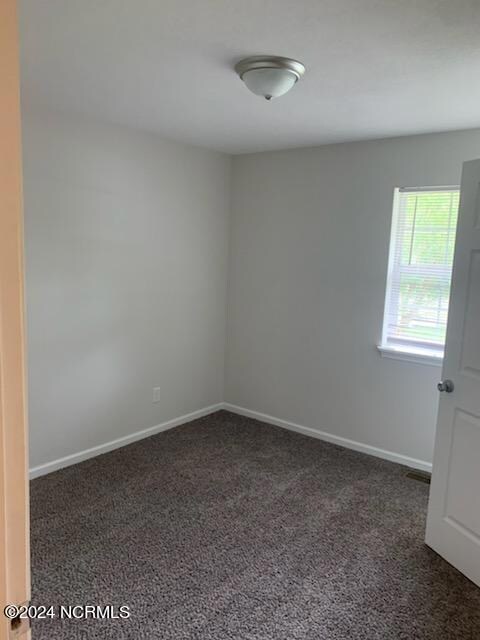 109 Gary Ct, Jacksonville, NC 28546 - photo 7