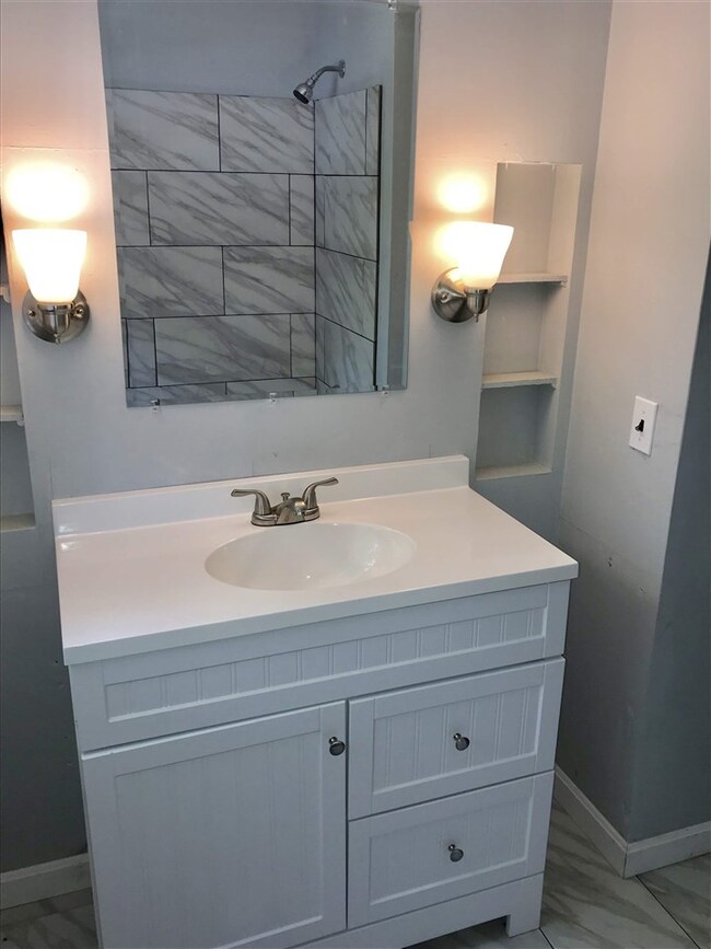 20 Linden St, Nashua, NH 03064 - photo 4