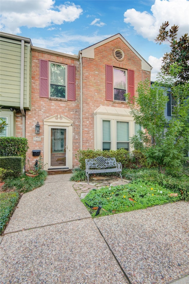 7449 Brompton St unit 7449, Houston, TX 77025 - photo 2