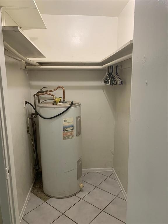 636 SW 14th Terrace unit 2, Fort Lauderdale, FL 33312 - photo 3