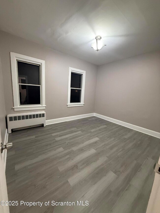 929 Stafford Ave unit 2, Scranton, PA 18505 - photo 3