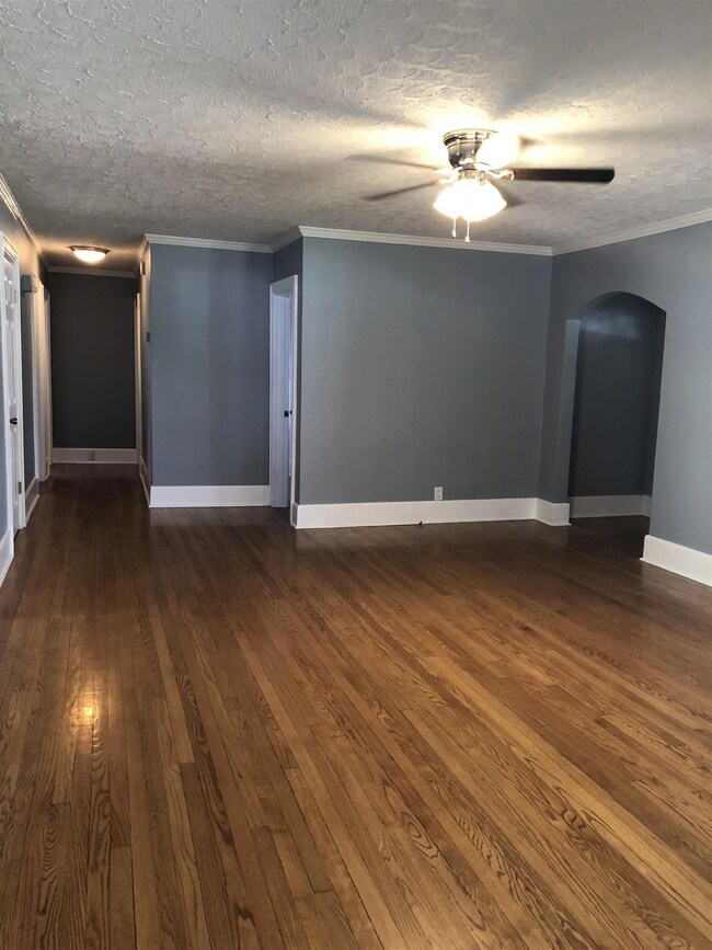 Light and bright living room - lots of space in this charming home! 
