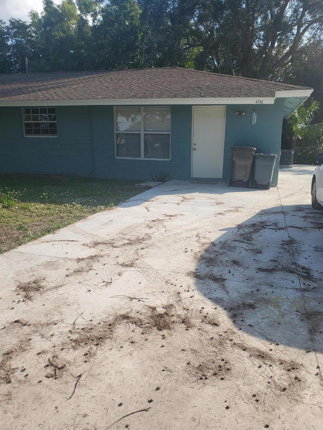 4742 Hairland Dr, West Palm Beach, FL 33415 - photo 2