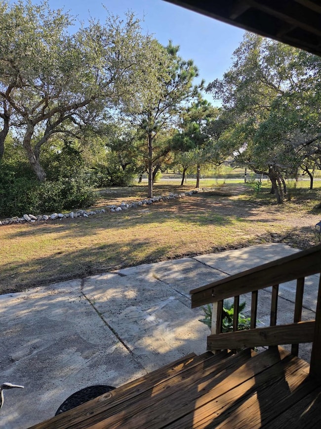 1820 16th St, Rockport, TX 78382 - photo 7