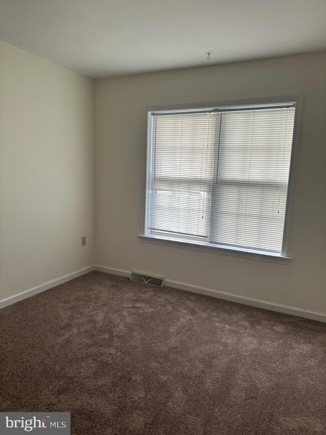 252 S Lime St, Quarryville, PA 17566 - photo 6