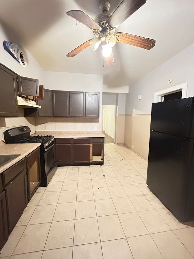 12227 S Lowe Ave, Chicago, IL 60628 - photo 2