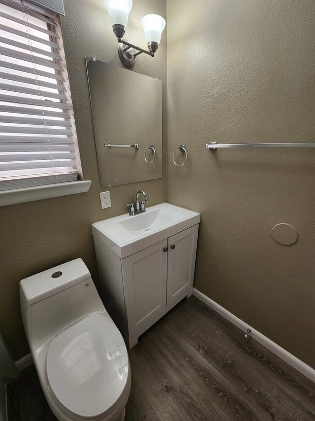 2910 W Michigan Ave unit 120, Midland, TX 79701 - photo 6