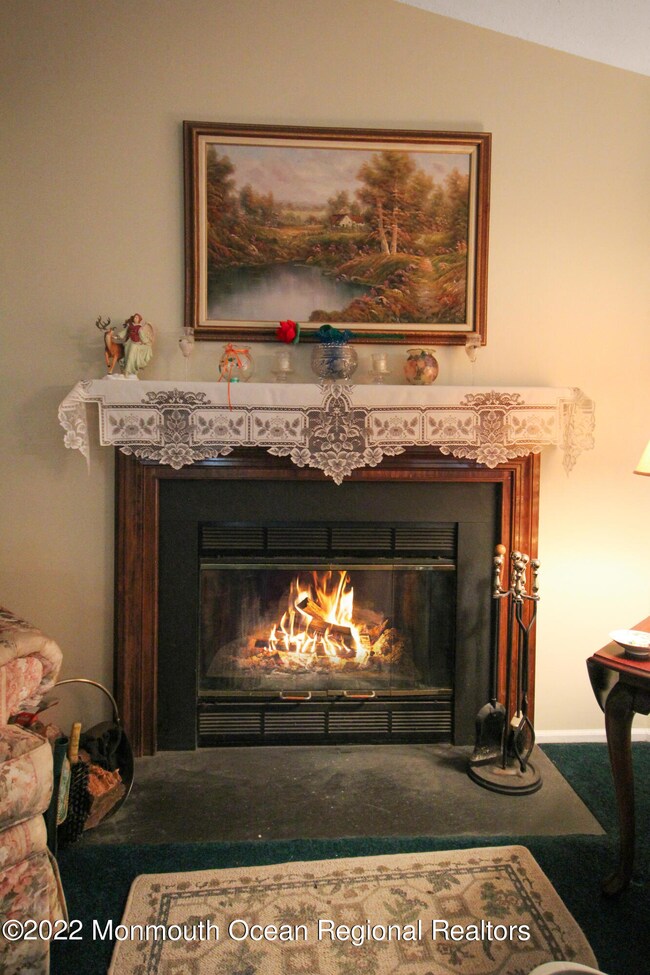 4 Living Room