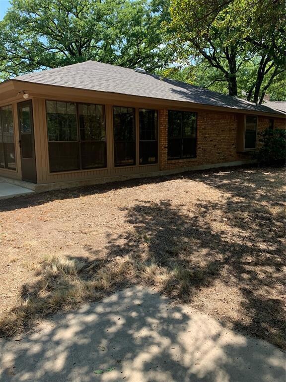 110 Yorkshire Ct, Weatherford, TX 76086 - photo 3