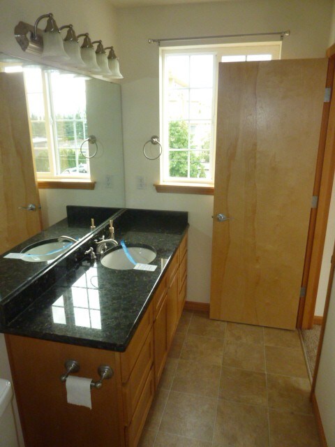 7327 6th Ave unit A, Tacoma, WA 98406 - photo 4