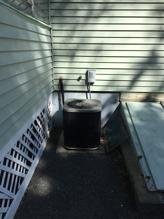 13 Summer Dr, Saugus, MA 01906 - photo 4