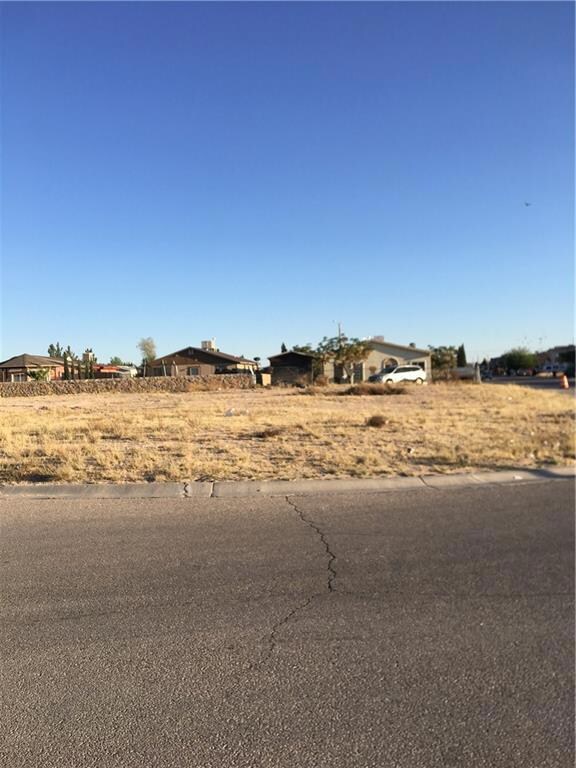 14400 Teichelkamp Dr, Horizon City, TX 79928 - photo 5