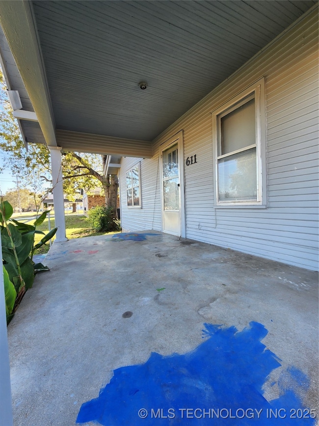 611 N 7th Ave, Madill, OK 73446 - photo 2