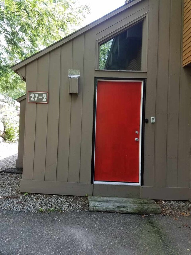 27 Big Coolidge Rd unit 27- 2, Lincoln, NH 03251 - photo 3