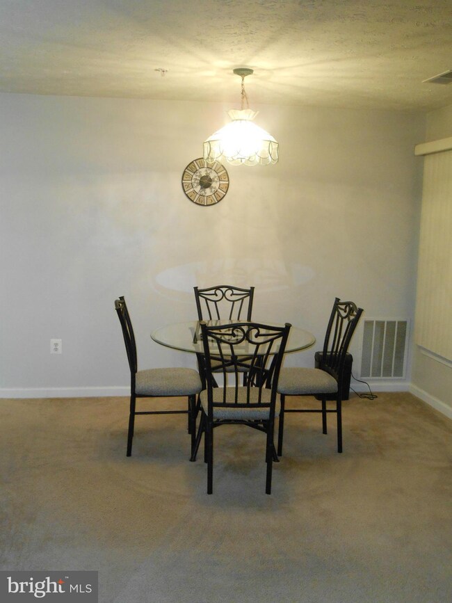 19 Brook Farm Ct unit B, Perry Hall, MD 21128 - photo 4