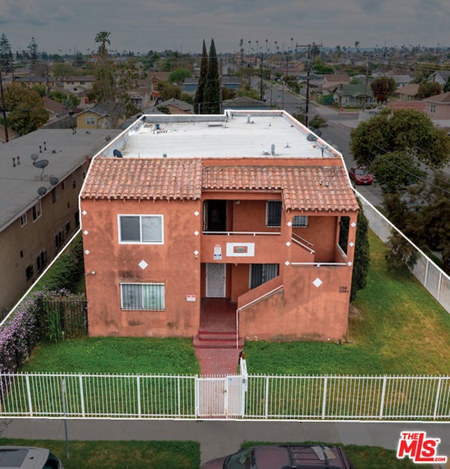 1152 W 88th St, Los Angeles, CA 90044 - photo 4
