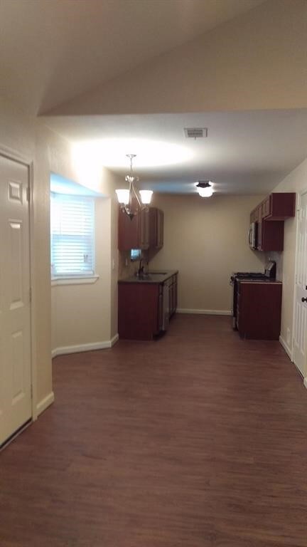 7035 Woodland Dr W, Houston, TX 77040 - photo 2