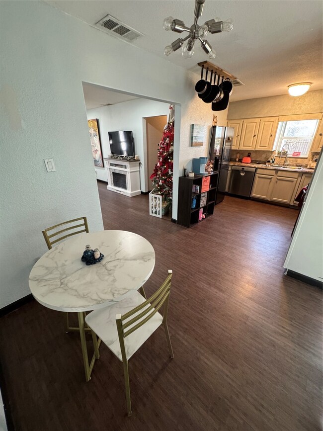 210 Davis Ranch Rd, Alvarado, TX 76009 - photo 7